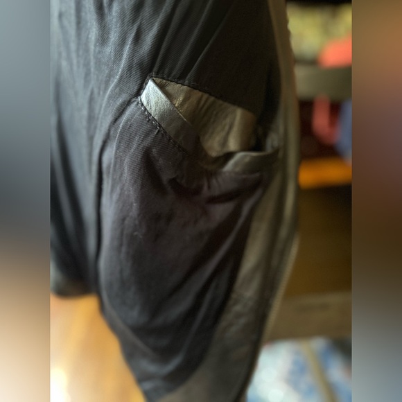 ALL SAINTS Mens Quilted Leather Jacket - Picture 4 of 6